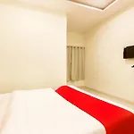 Oyo Flagship 30861 Hotel Velocity Vijay Nagar